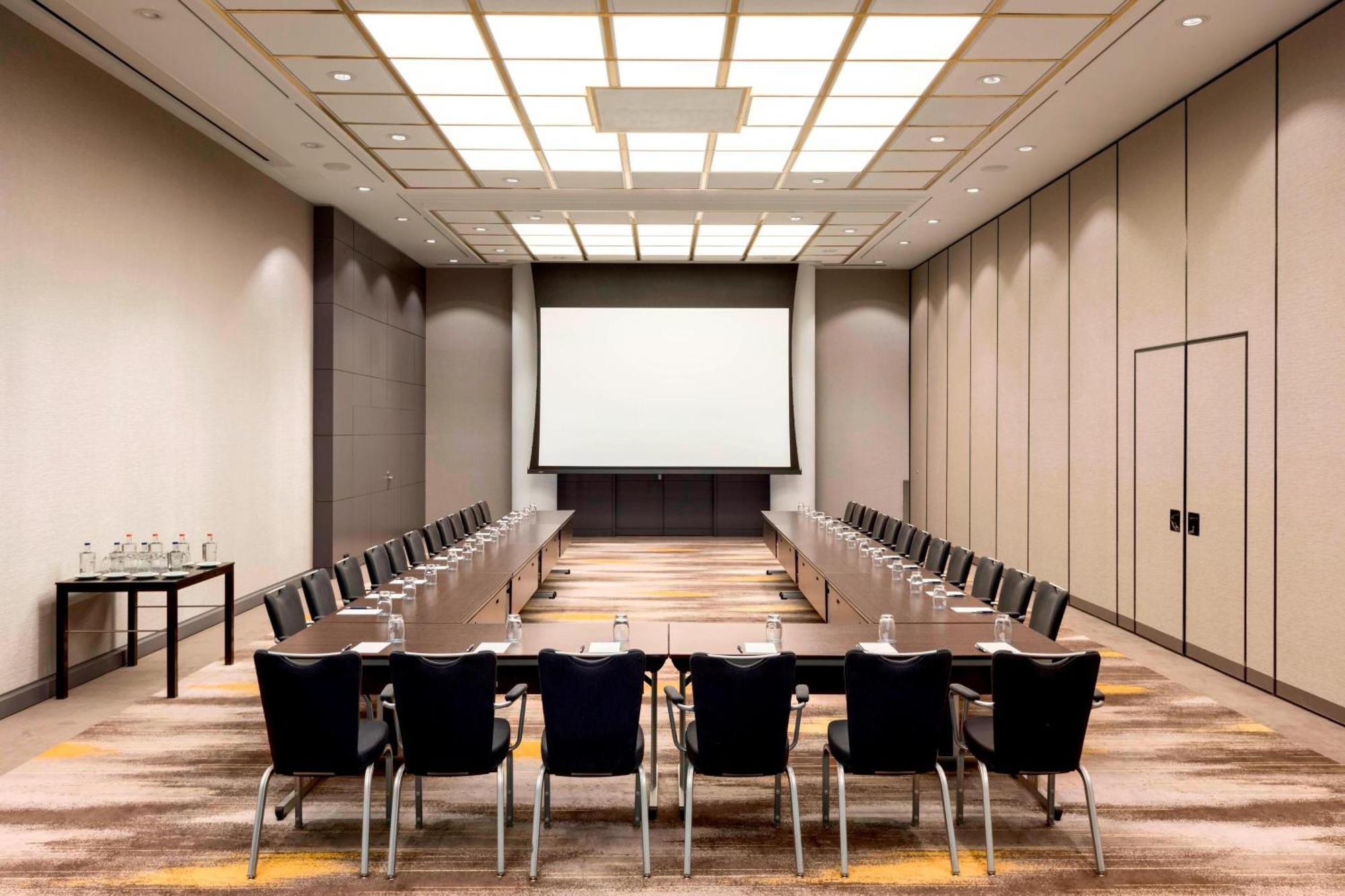 Sheraton Amsterdam Airport And Conference Center Amsterdam Airport Schiphol